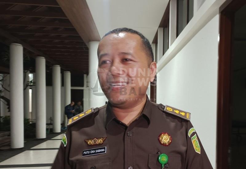 Putu nova, Eka sabana, putu nova kasus ganja, putu nova anak ketua DPRD badung