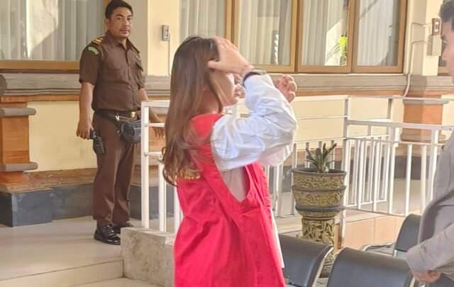 IMG_20241008_203144_copy_800x506 Selebgram judi online, selebgram judi, sidang judol, Safirah Rabbani, Safirah Rabbani judol, sidang judol, sidang judi onlie