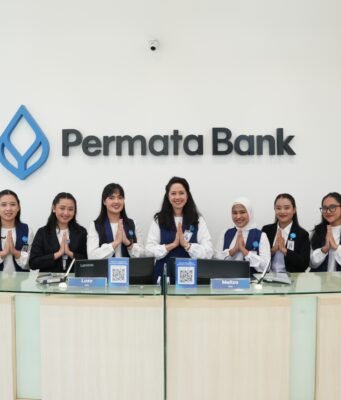 Mendengar dengan Hati: Para Pimpinan PermataBank Kembali Jadi ‘Teller’ untuk Satu Hari.
