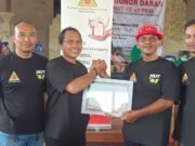 HUT ke-47 PDDI Bali Teteskan Darah di Gedung Rakyat Bali Demi Aksi Kemanusiaan