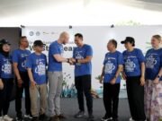 Jaga Keseimbangan Ekonomi dan Lingkungan, Menko AHY dan Koster Gelar Aksi Bersih Pantai dan Tanam Mangrove di Bali