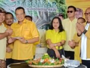 DPD II Golkar Badung Salurkan 300 Paket Sembako dan Layanan Kesehatan Gratis Rayakan HUT ke-61