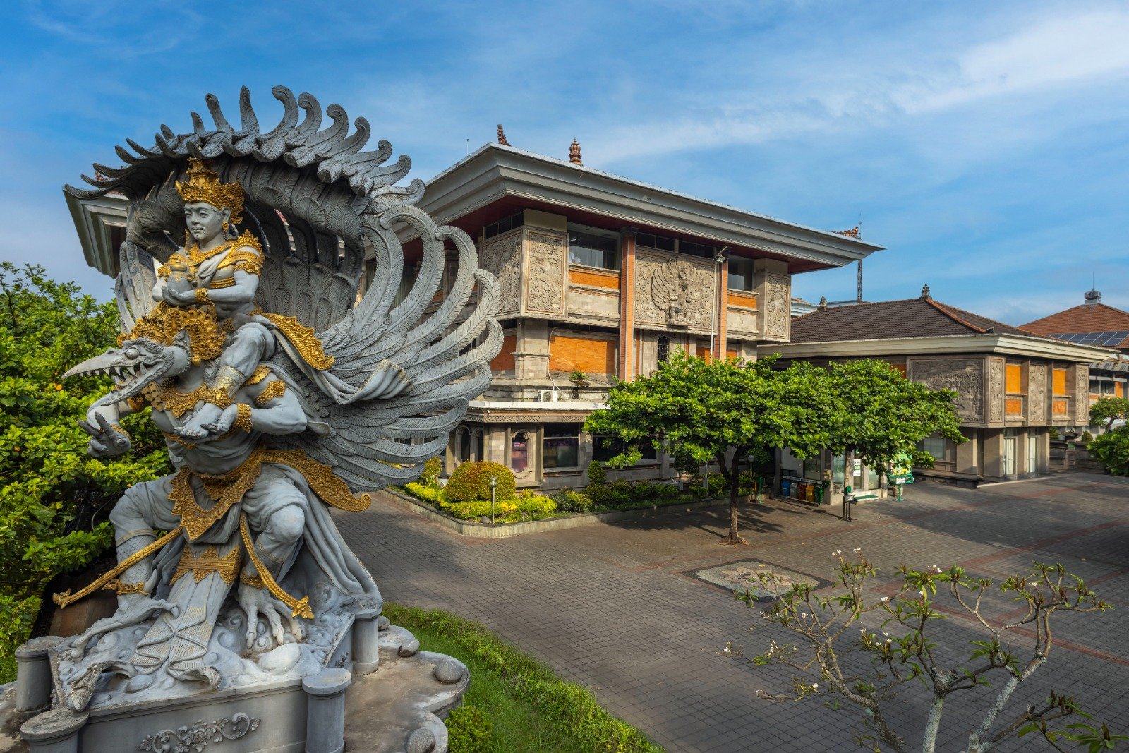 berita_260603030315_DukungAkselerasiProgramAstaCitadanEkonomiKerthiBali,RealisasiKPPBankBPDBaliTembus55MiliardiAwalTahun