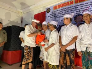 Semeton MSP Subaya Tebar Kepedulian, 235 Paket Sembako dan Kursi Roda Disalurkan dalam Hiburan Rakyat