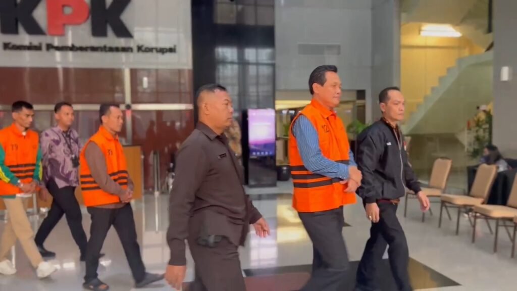 KPK Tahan Bupati Muara Enim Edison Usai Ditetapkan Tersangka Dugaan Suap dan Gratifikasi