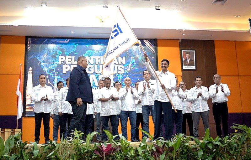 Dewan Pers Saksikan Pelantikan JMSI Jatim 2025-2030, Dorong Penguatan Media Profesional
