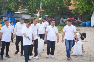 Ketua DPRD Badung Dukung Sinergi Lintas Instansi pada Korve Kebersihan dan Bazar Pelayanan Publik Kejati Bali 2026