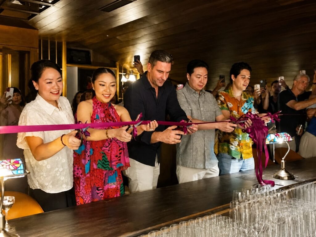 Soluna Bar Bali Hadirkan Hidden Speakeasy dengan Sunset View di Seminyak
