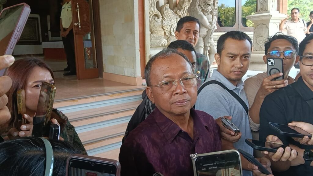 Koster Soroti PBG Lift Kaca Kelingking, Pemprov Bali Tempuh Banding