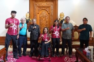 Gubernur Koster Siapkan Bonus dan Beasiswa untuk Tiga Atlet Disabilitas Bali Berprestasi Internasional